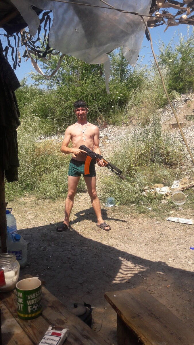  8042311  Rostislav, 37 ,    