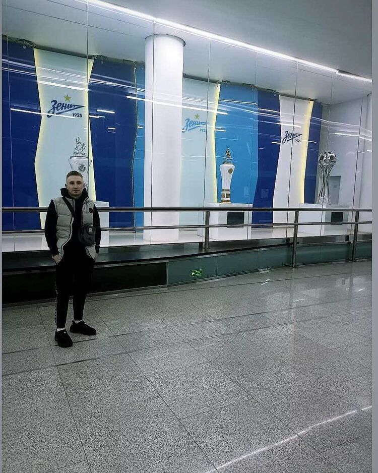  41287421  , 25 ,    -