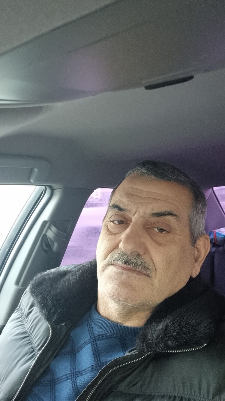  49760591  , 61 ,    --