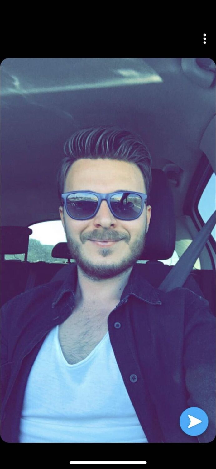  54601961  Burak, 30 ,    