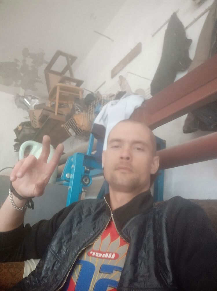  24482071  , 39 ,    