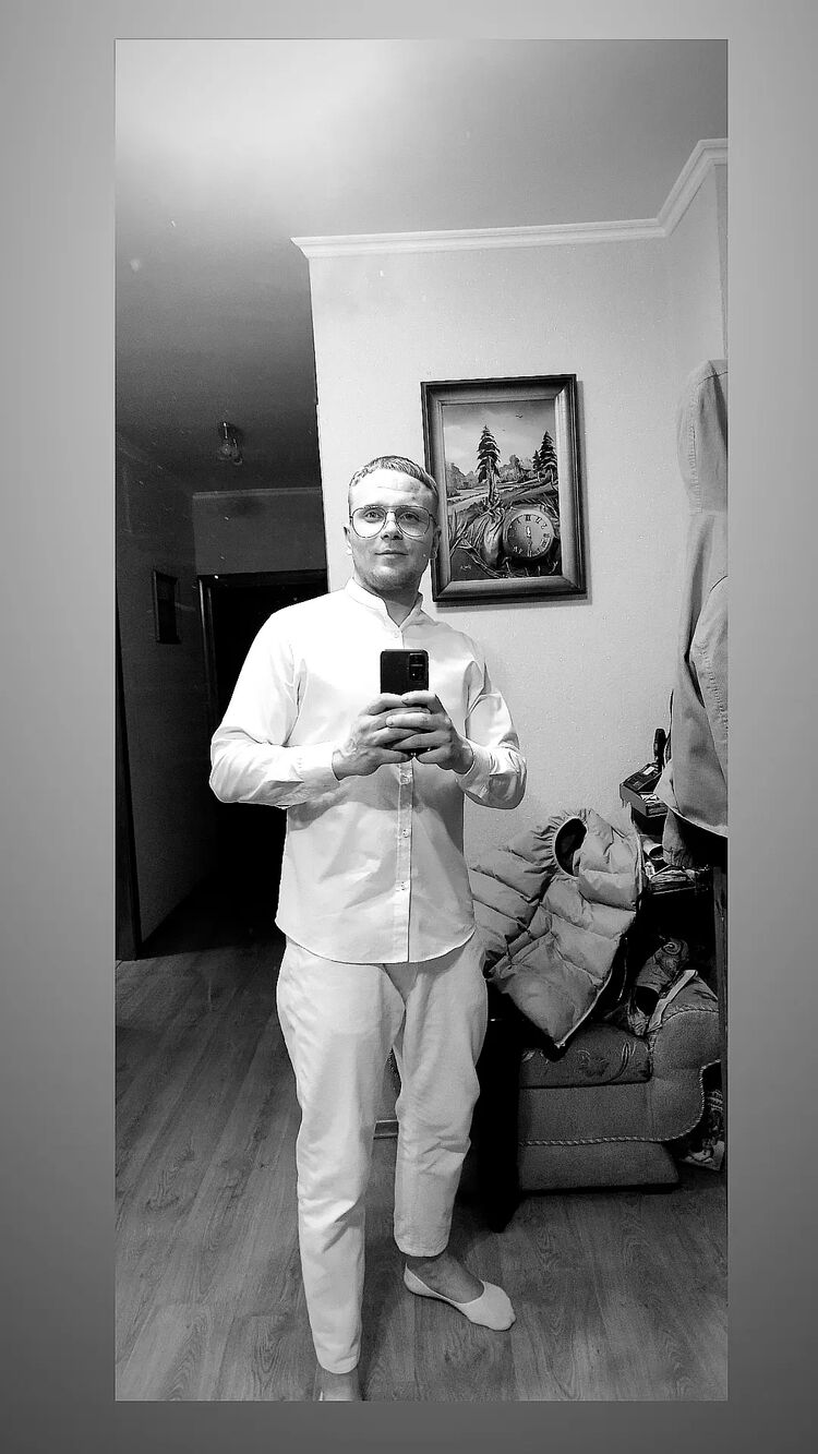  43087361  , 22 ,    