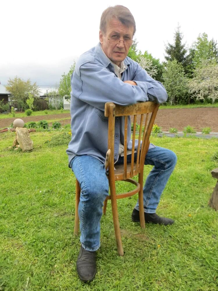  52373721  Vladimir, 60 ,    