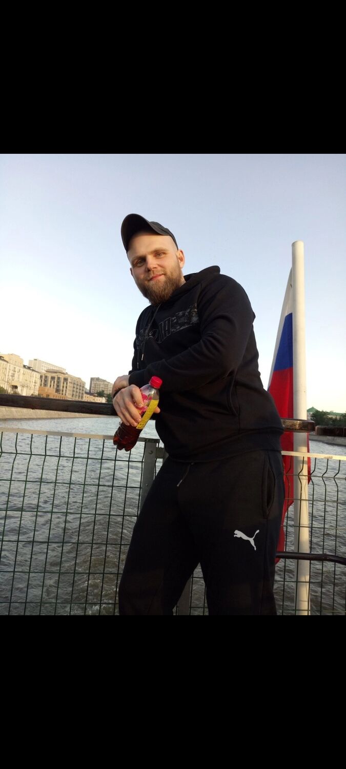  -,   Igor, 32 ,   ,   , c 