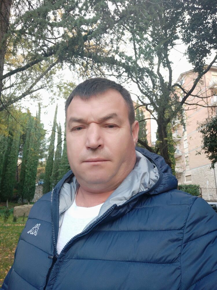 ���� 18359701 ������� IURIE, 50 ���, ���� ���������� � ��������