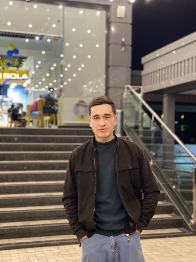  42581261  Abdujaliloff, 24 ,    