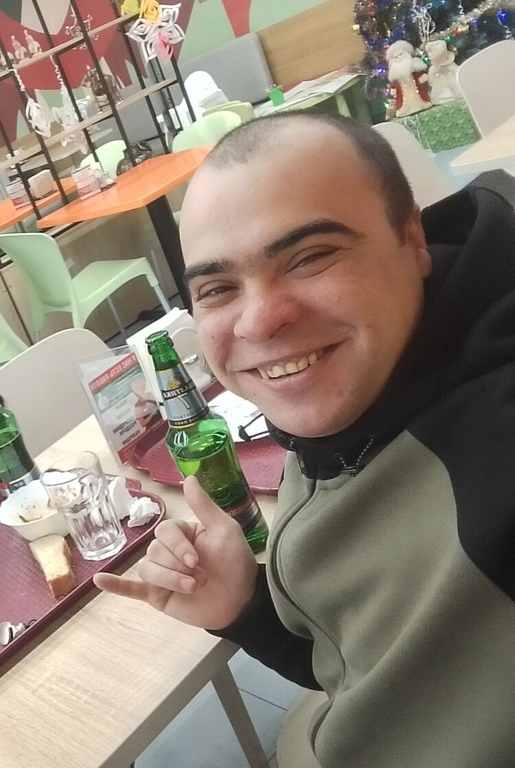  48605121  , 31 ,    