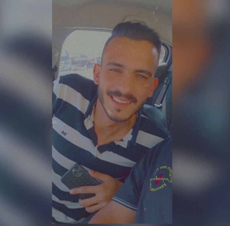  25167711  Ahmd, 31 ,    