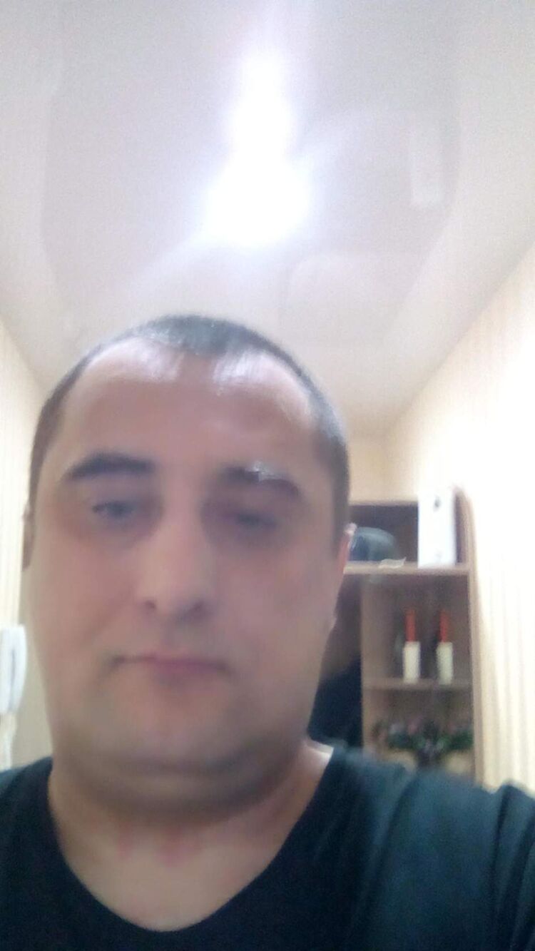  40500321  , 47 ,    