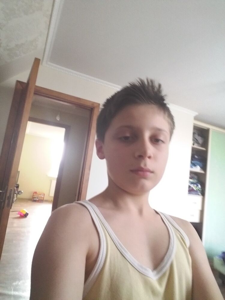  18844321  Sasha, 23 ,    