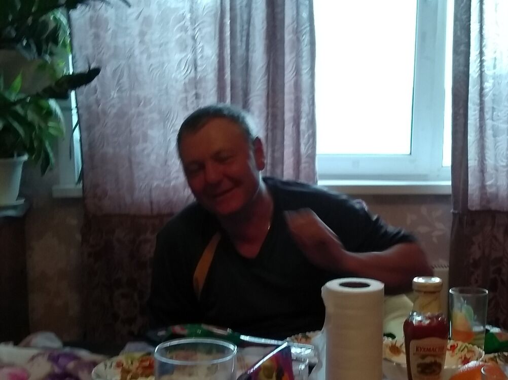  25228211  , 49 ,    