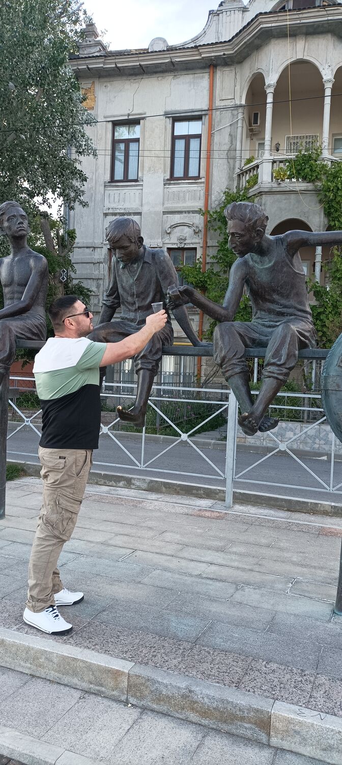 ���� 43828281 ������� ����, 42 ����, ���� ���������� � �����������