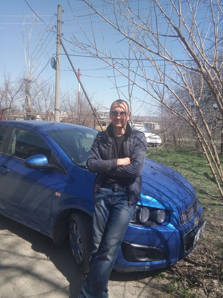  ,   Garik, 42 ,   