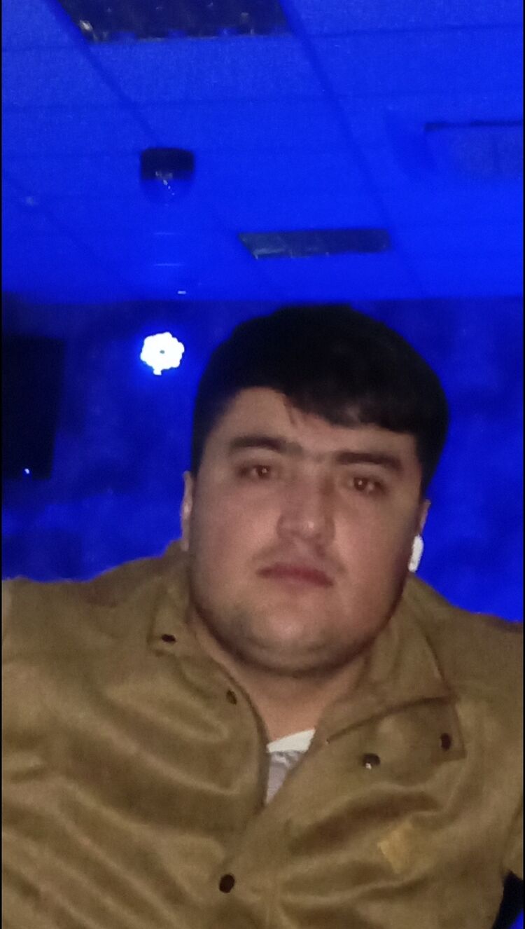  52451751  Faridun, 29 ,    