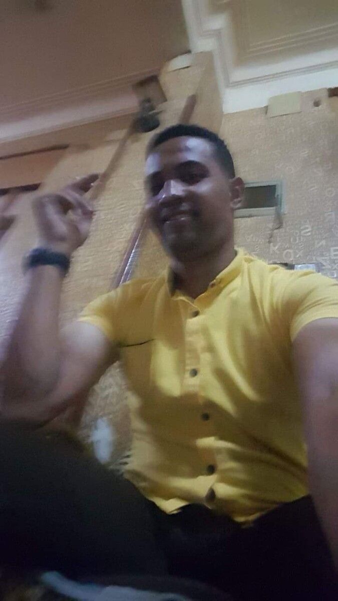  16888641  Hamada, 44 ,    