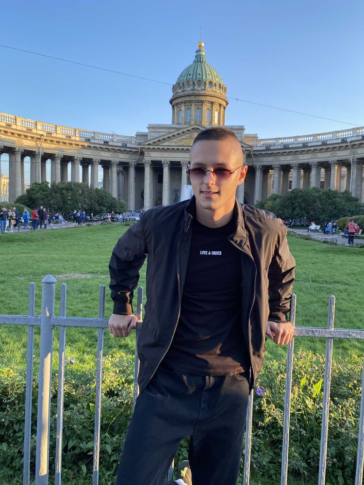  31438811  , 25 ,    -