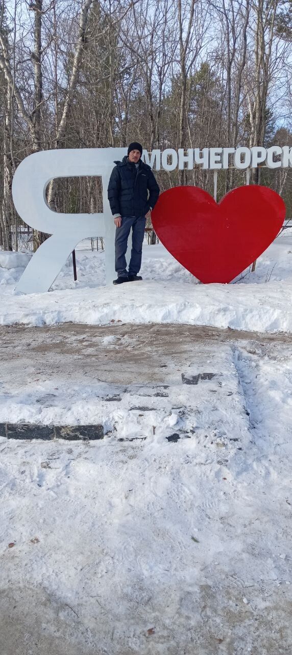  42342311  Jsurbek, 42 ,    -