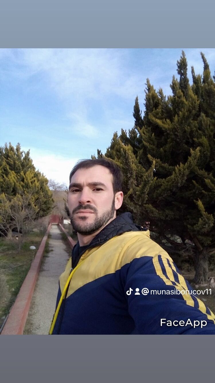  50089961  Timur, 36 ,    