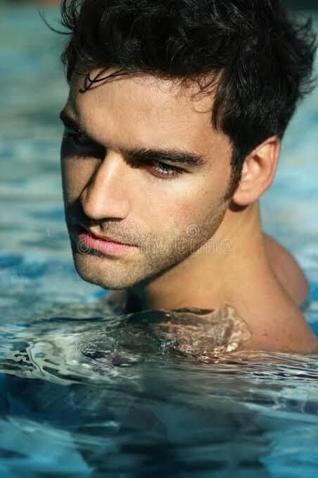 ���� 50266381 ������� Ilyas, 36 ���, ���� ���������� � Beaulieu