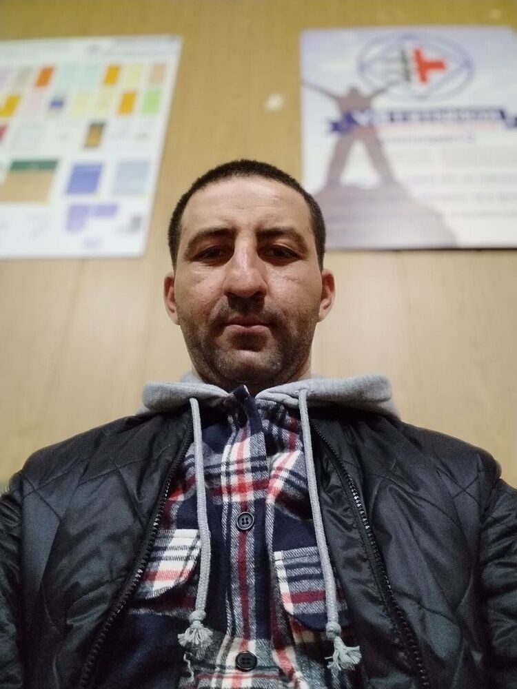  ,   Narik, 35 ,   ,   , c 