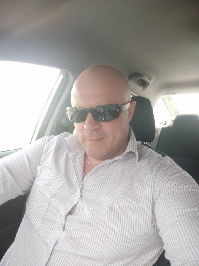  ,   Stas, 41 ,   ,   