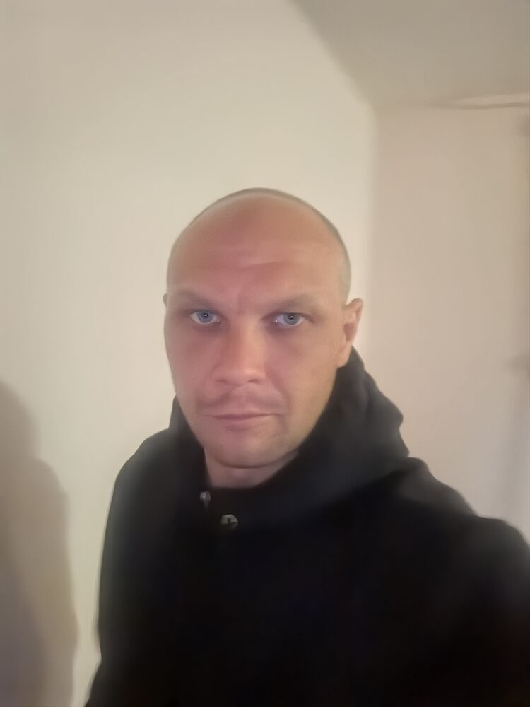  52731171  , 37 ,    