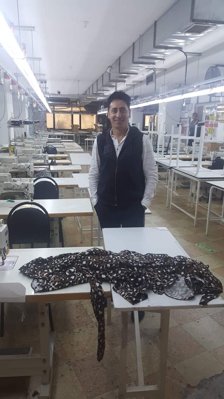 ,   Tekin, 48 ,   ,   , c 