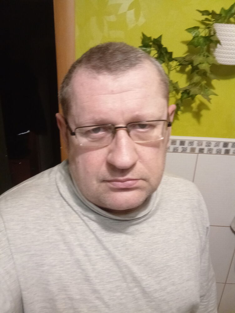  40945871  , 48 ,    