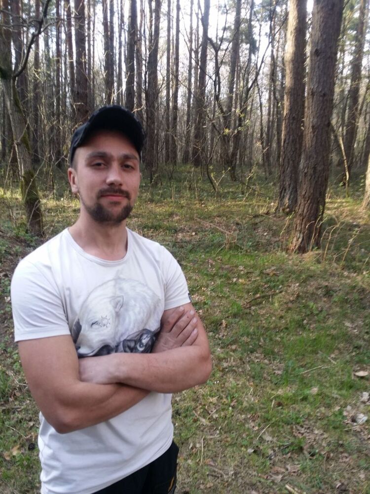  ,   Nikolay, 28 ,   