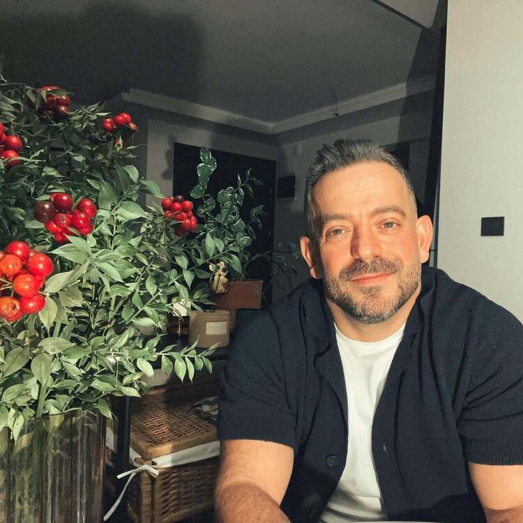 -,   , 41 ,  