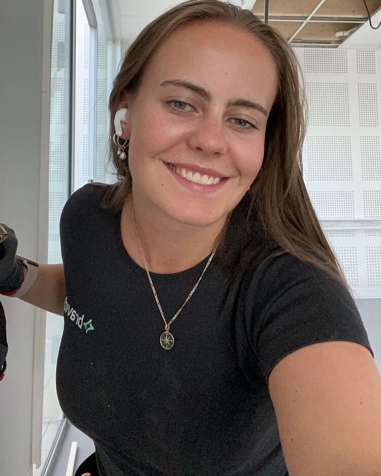 ���� 44073341 ������� Catherine, 29 ���, ���� ���������� � Adamshoffnung