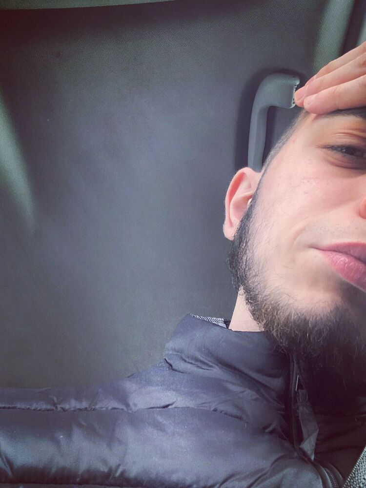  33288141  , 22 ,    