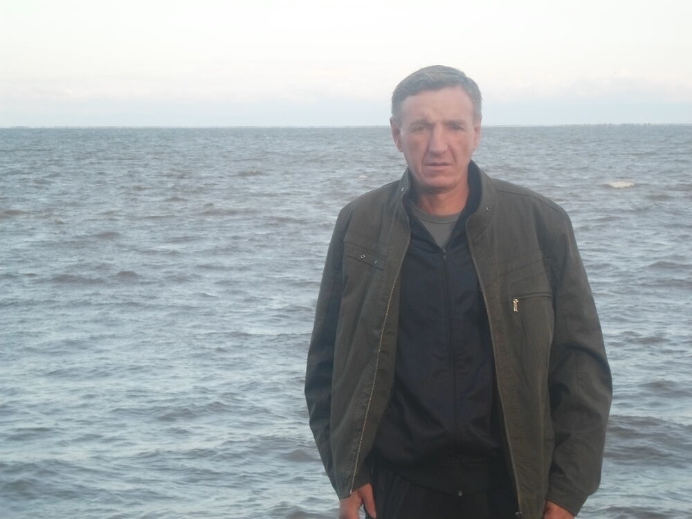  5723851  Zhenya, 56 ,    