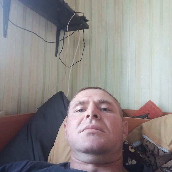  33548941  , 37 ,    