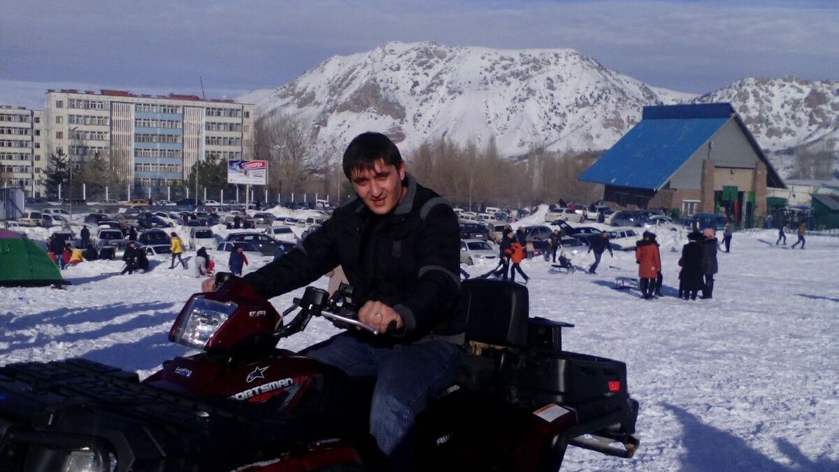 ,   Anvar, 38 ,   ,   , c 
