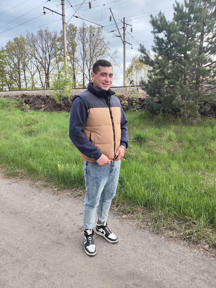  48087691  , 29 ,    