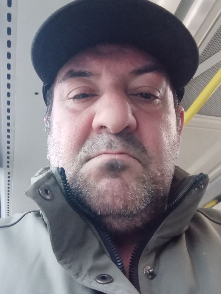  41762811  Abitai, 46 ,    