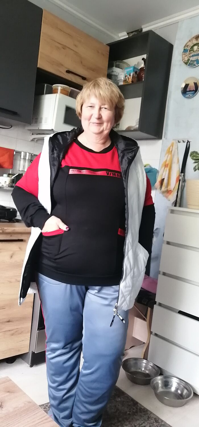  ,   Nadezhda, 54 ,     , c 