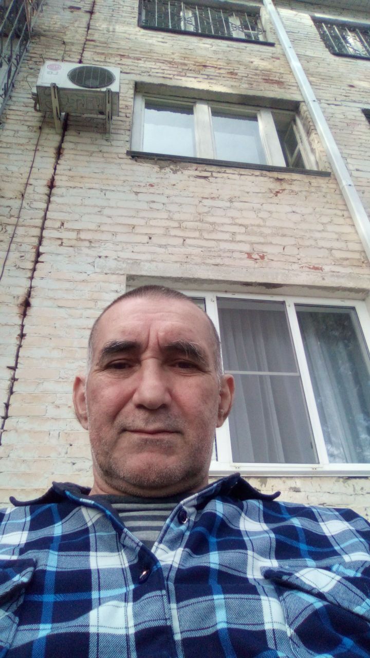  42281221  , 60 ,    