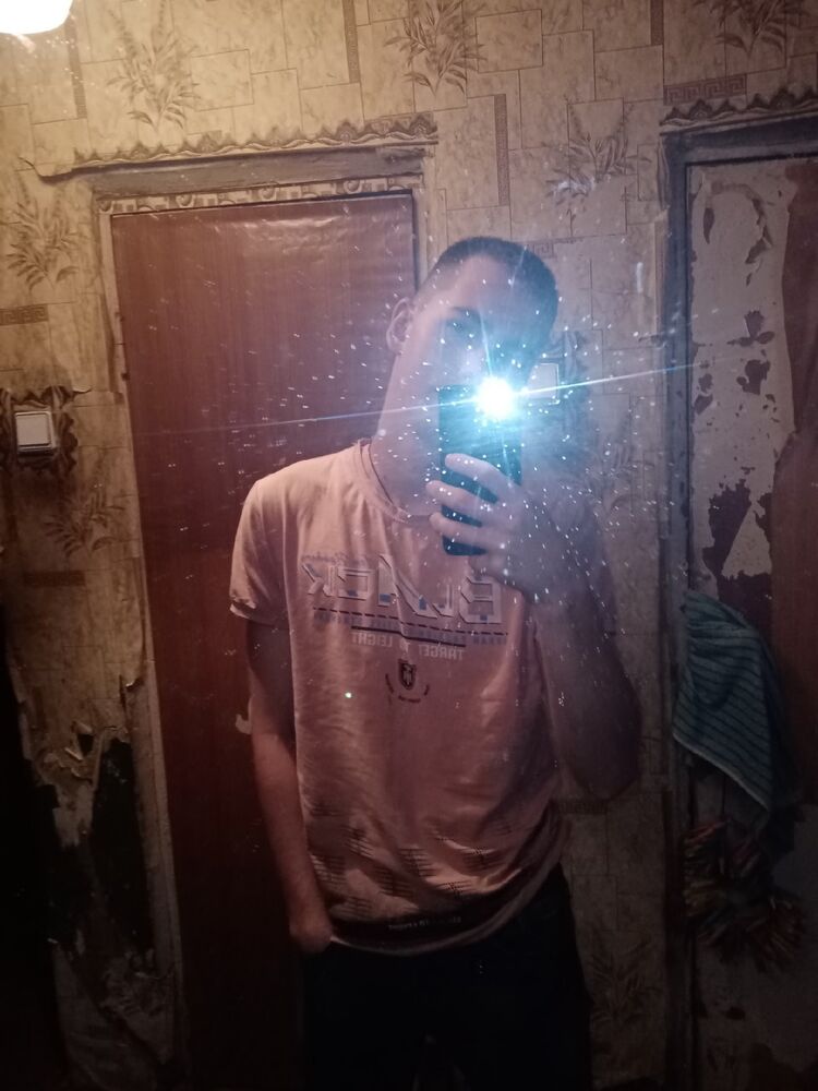  36797301  Dmitry, 22 ,    