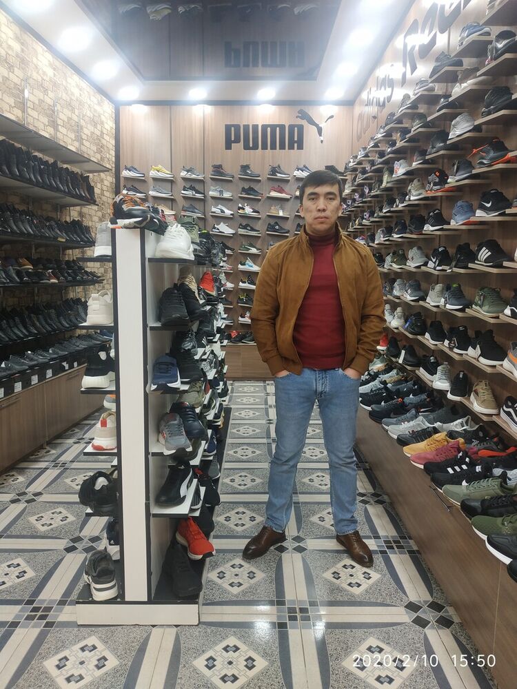  21799871  Barot, 32 ,    