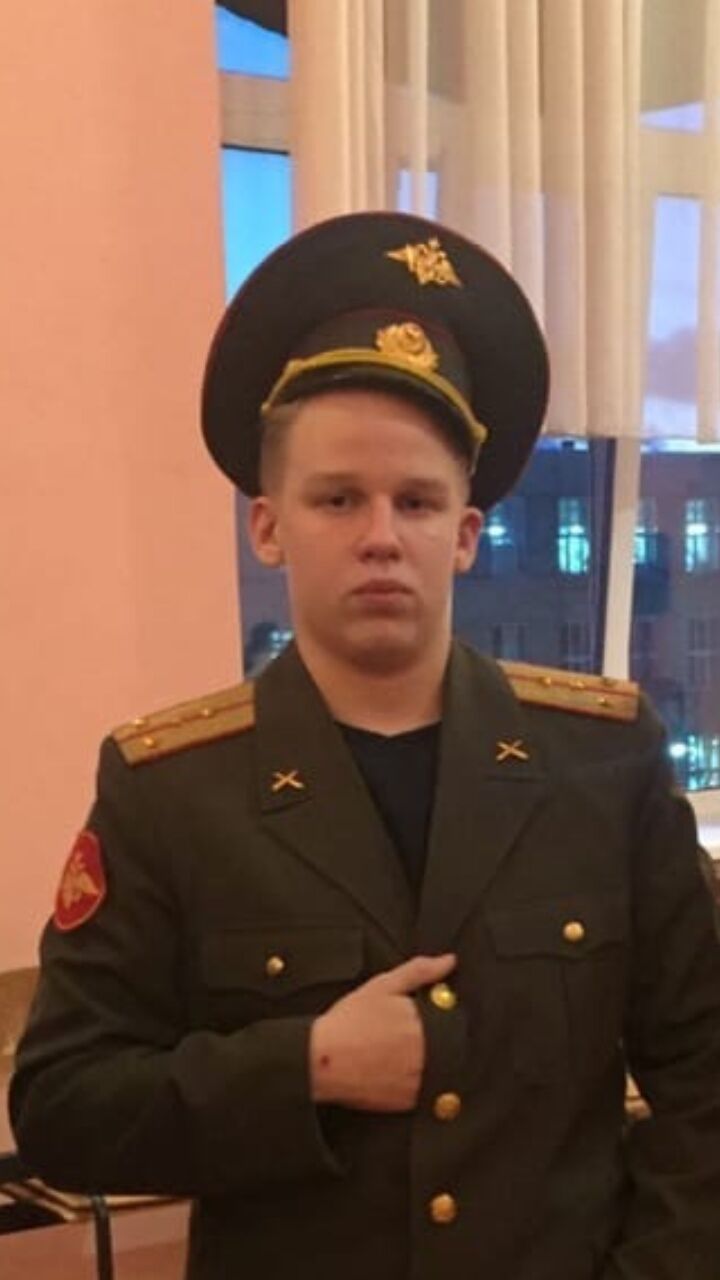  23880881  Lixplame, 22 ,    