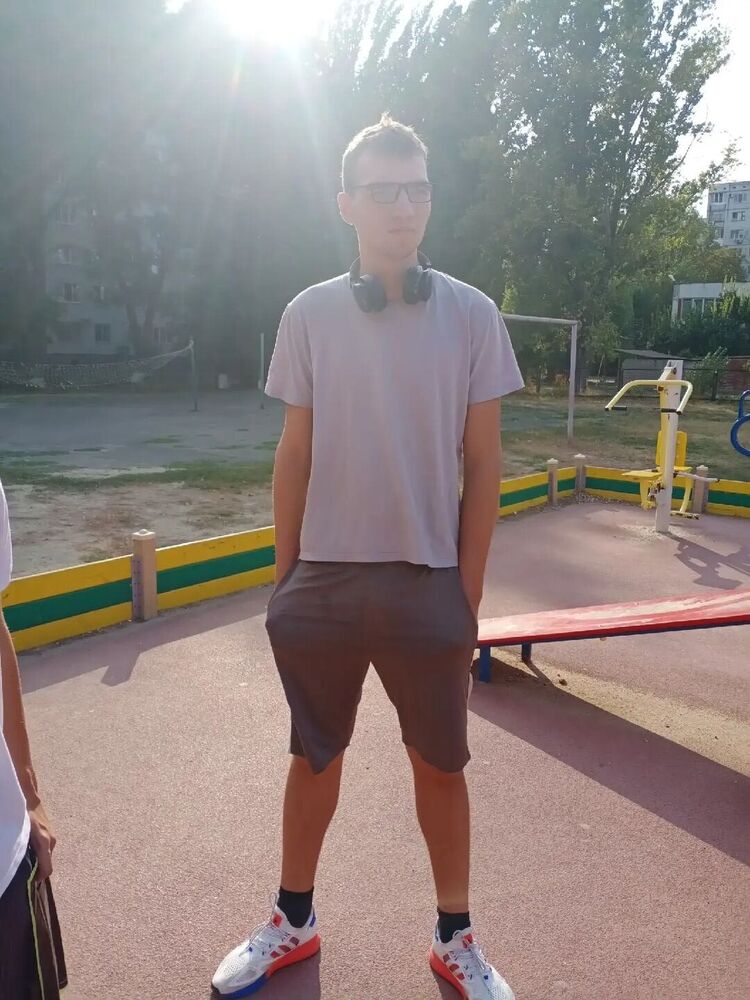  ,   Alexey, 21 ,     