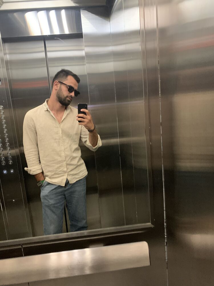  53702801  Berdia, 26 ,    