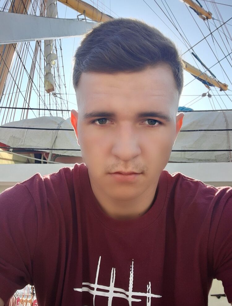  --,   , 24 ,     , 