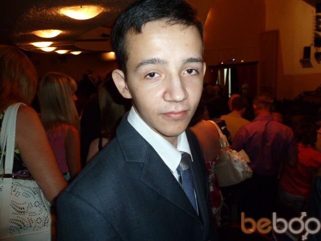  1349541  Valentin, 32 ,    