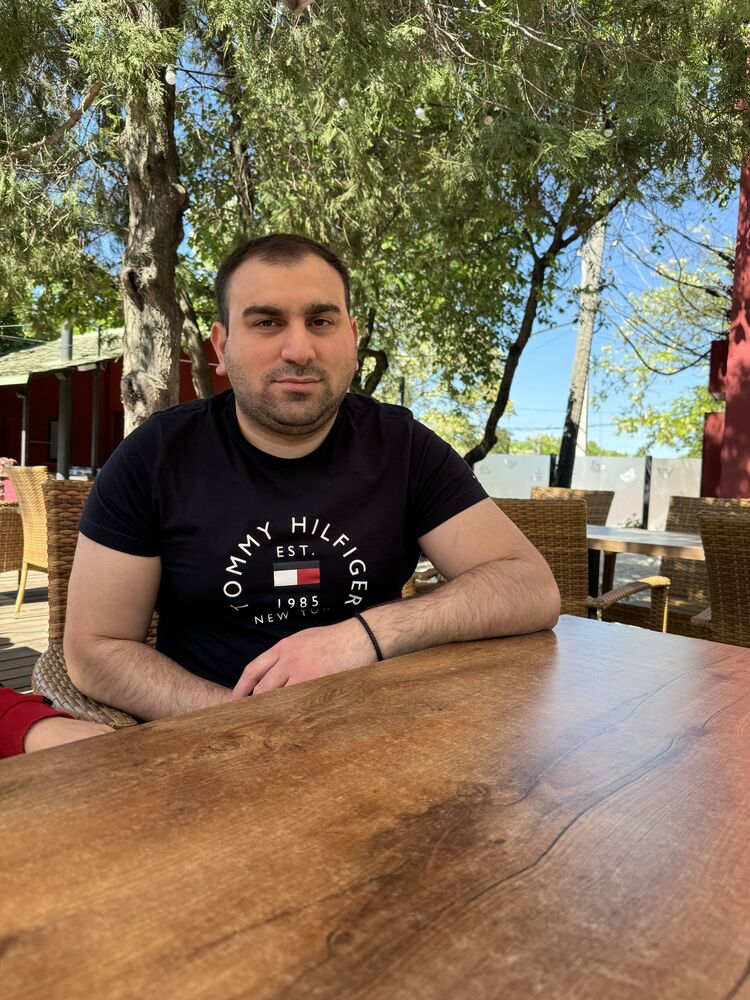  45826071  , 28 ,    