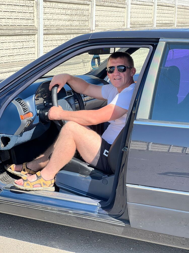 35029171  Wladimir, 41 ,    