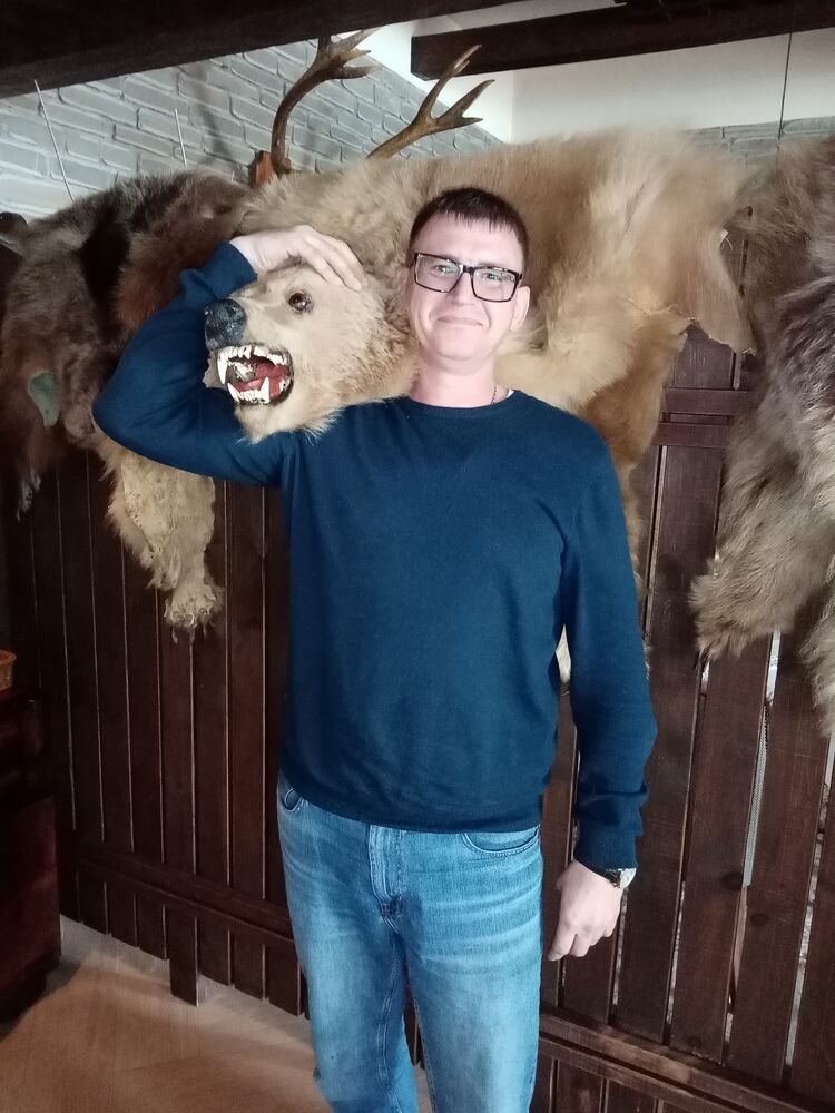  ,   Alexander, 47 ,   , 