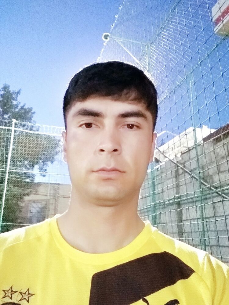  19804861  Izzatillo, 34 ,    